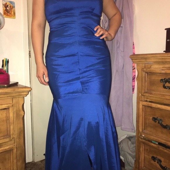 Blue prom dress - Picture 7 of 8
